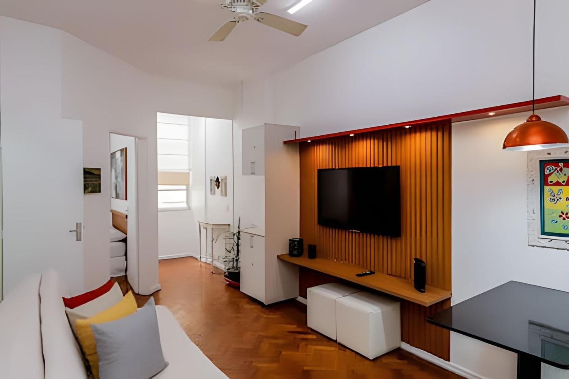 Apartamento Netinhos Copacabana - 5 Minutos A Pe Da *